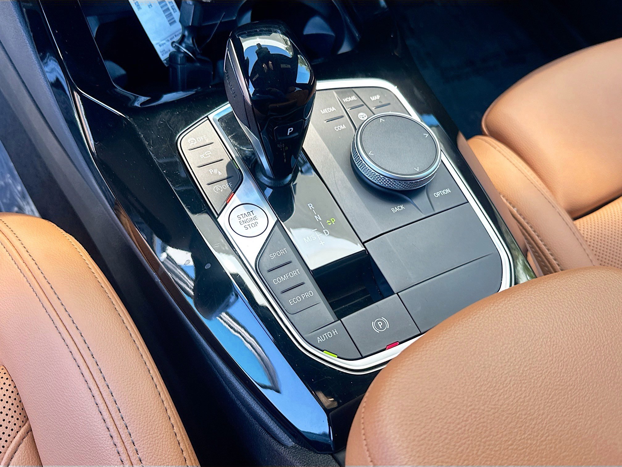 Used 2024 BMW X3 sDrive30i w/ Premium Package image 13