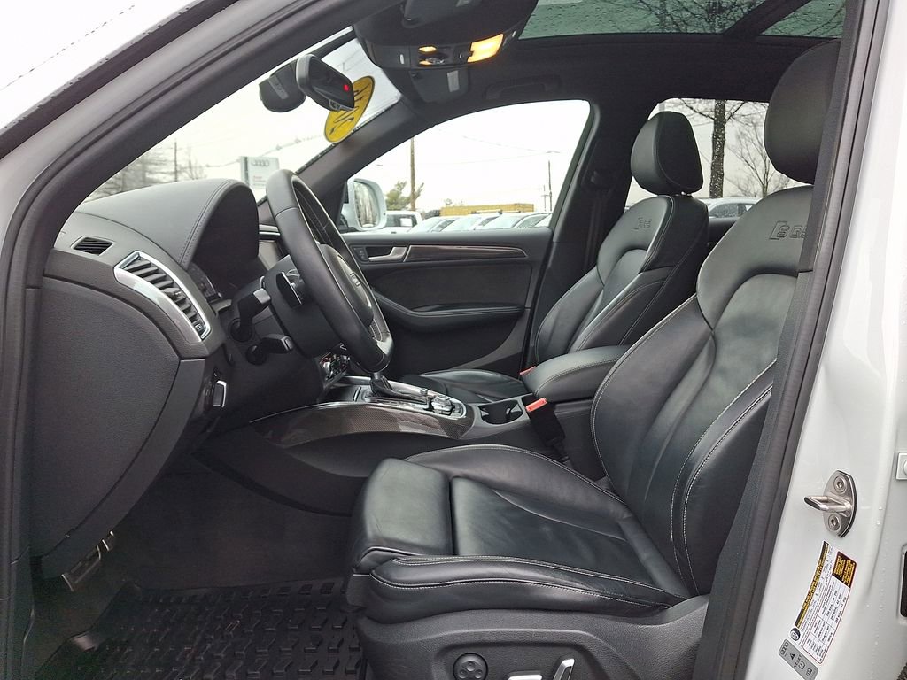 Used 2016 Audi SQ5 Premium Plus w/ Technology Package image 19