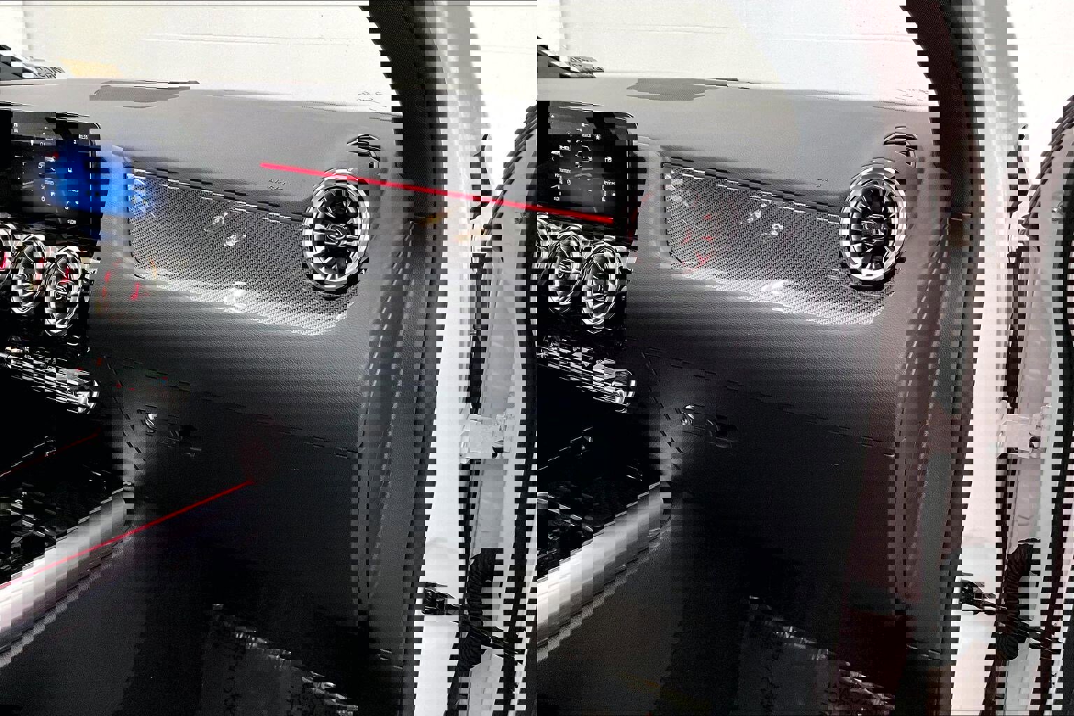 Certified 2024 Mercedes-Benz GLA 35 AMG 4MATIC image 19