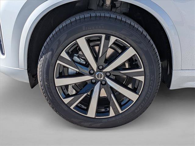 Certified 2026 Volvo XC90 B6 Core AWD/4WD image 21