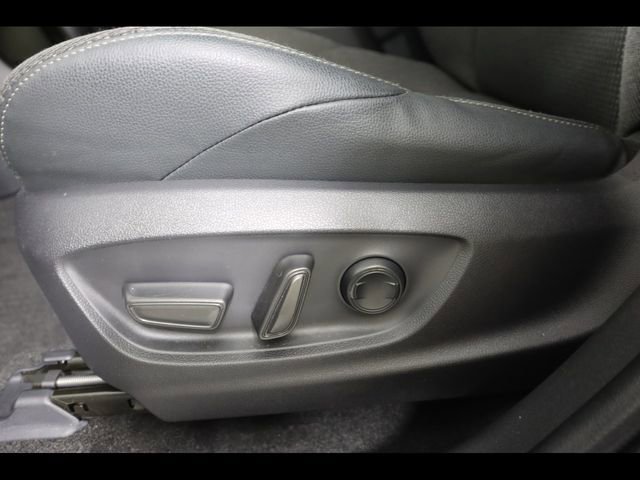 Used 2024 Toyota bZ4X XLE w/ Weather Package AWD/4WD image 19