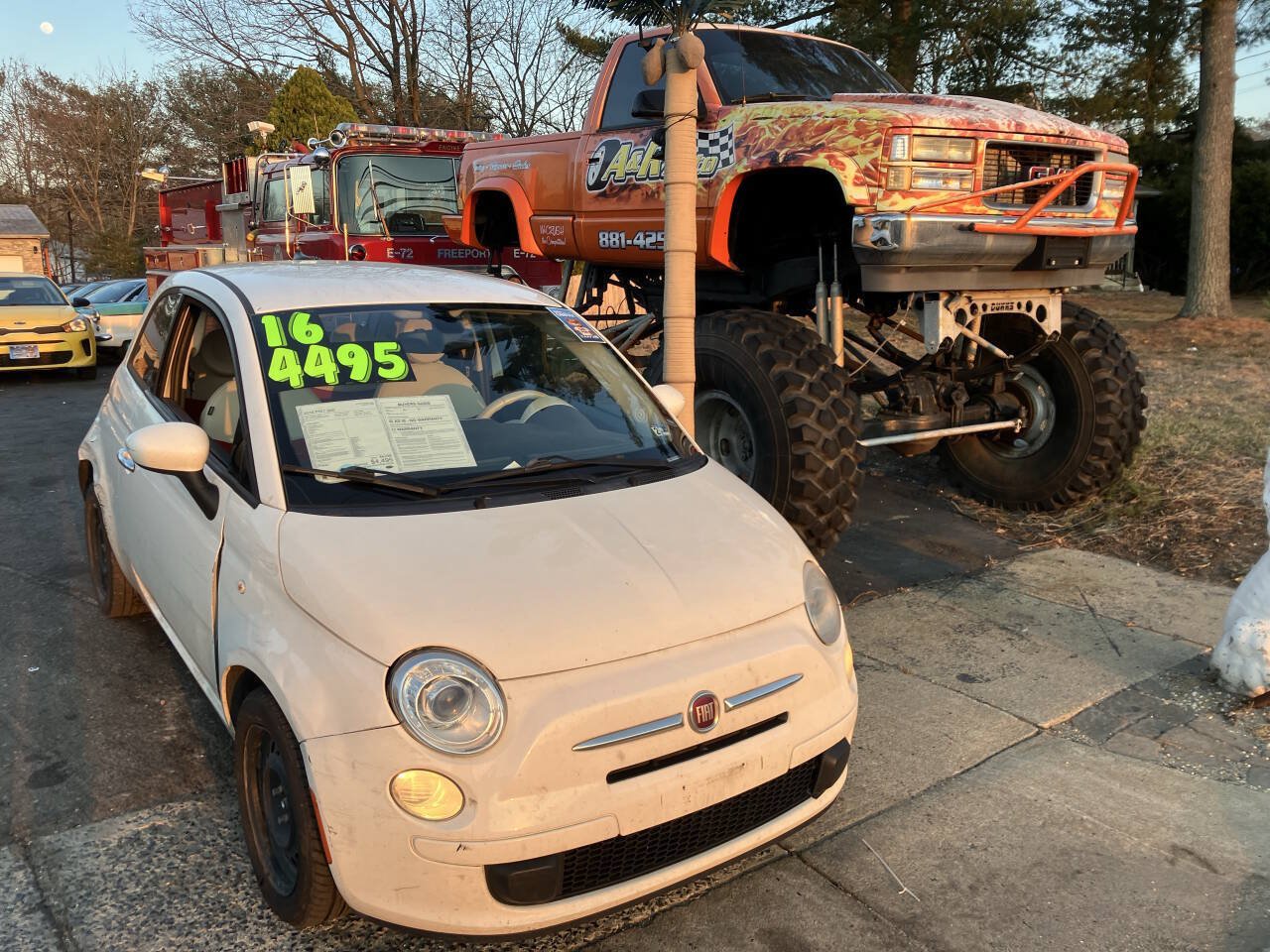Used 2016 FIAT 500 Pop FWD image 2