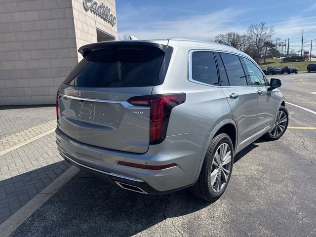 Used 2025 Cadillac XT6 Premium Luxury image 6