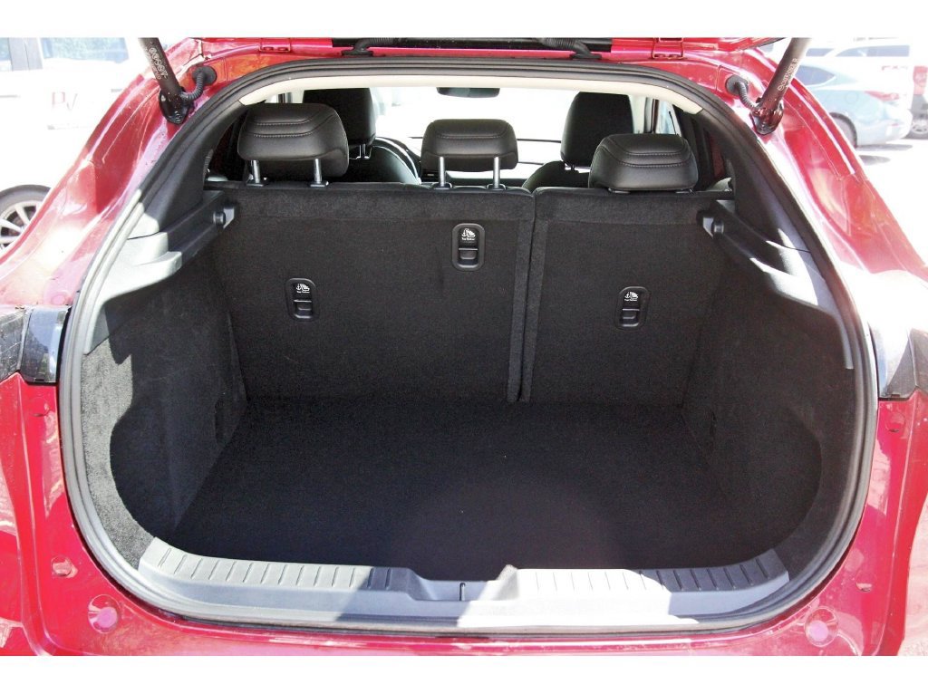 Certified 2025 MAZDA CX-30 AWD 2.5 S w/ Premium Package image 6