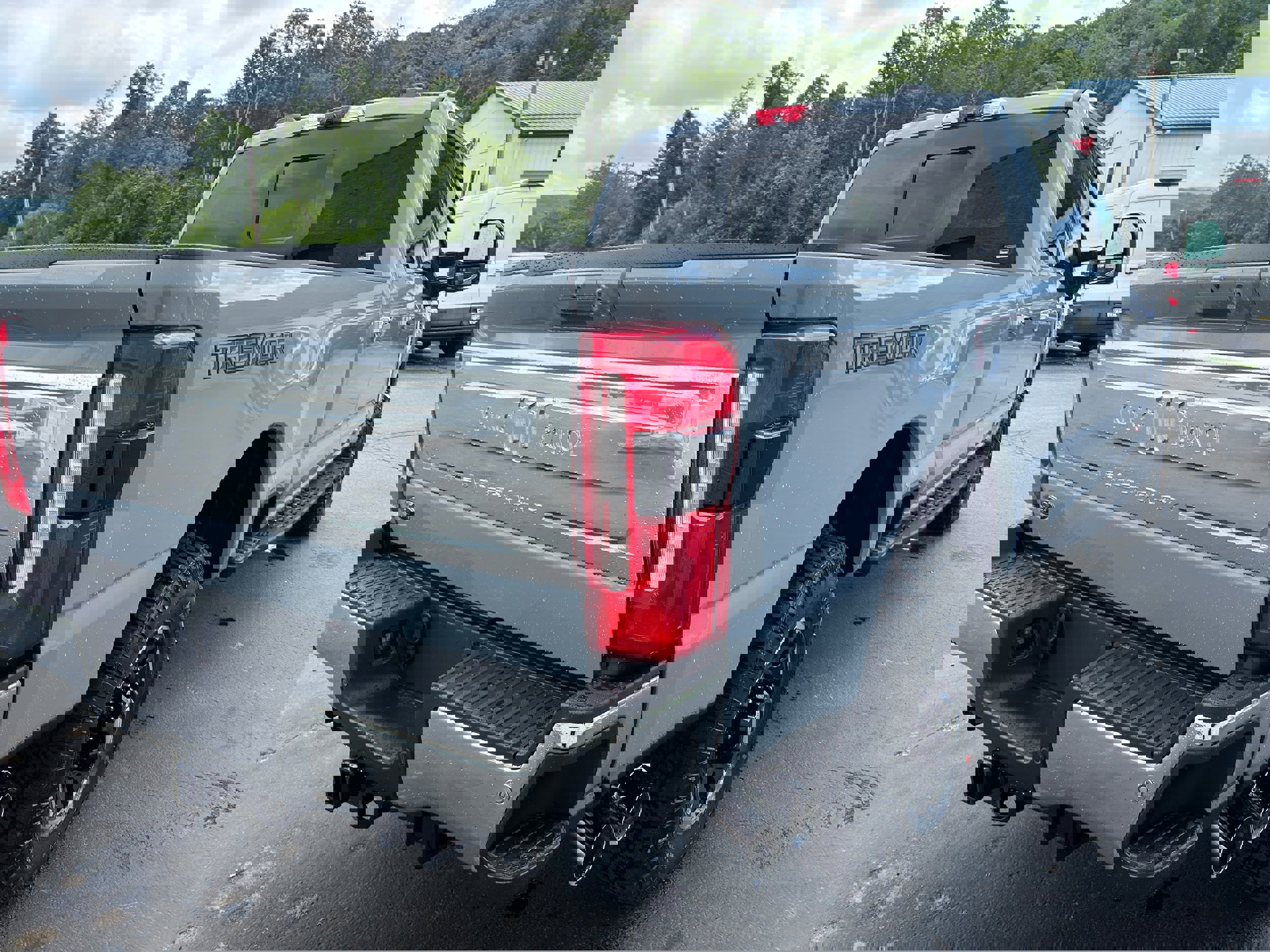 New 2025 Ford F250 King Ranch w/ Tremor Off-Road Package image 12