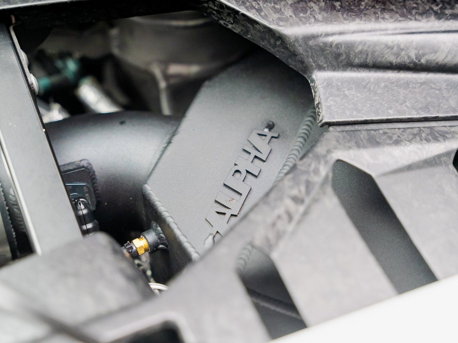 Used 2015 Lamborghini Huracan LP 610-4 image 2