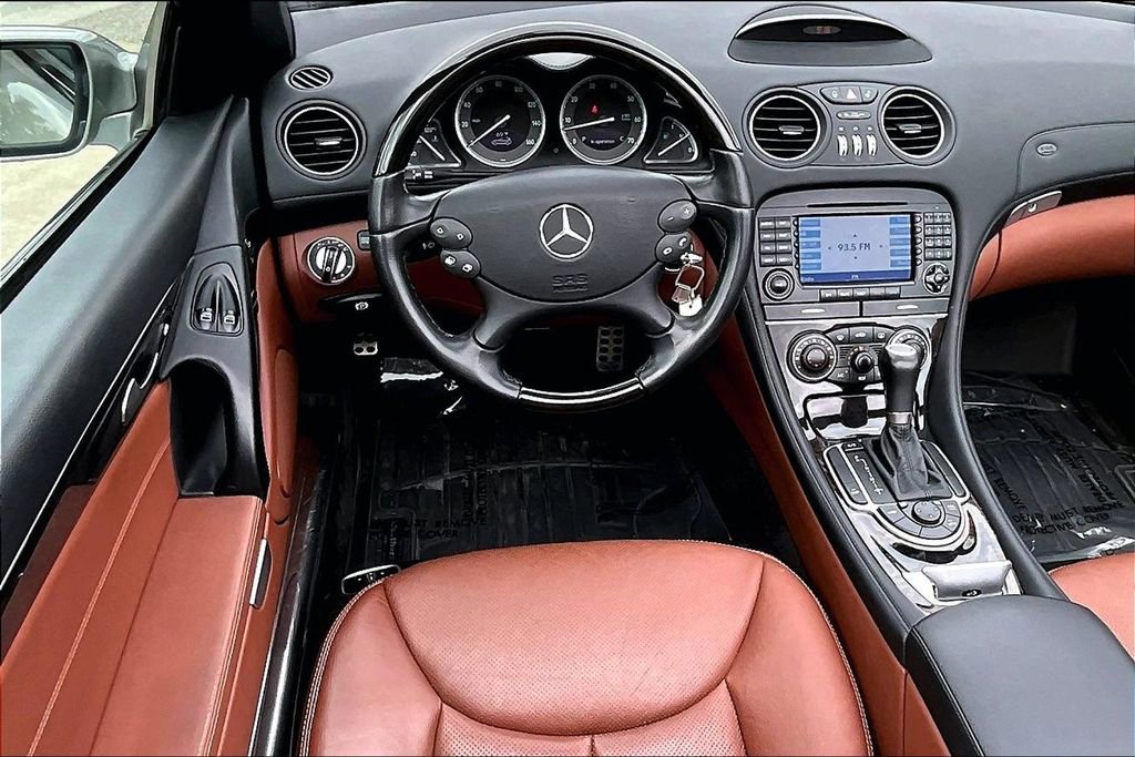 Used 2007 Mercedes-Benz SL 550 image 17