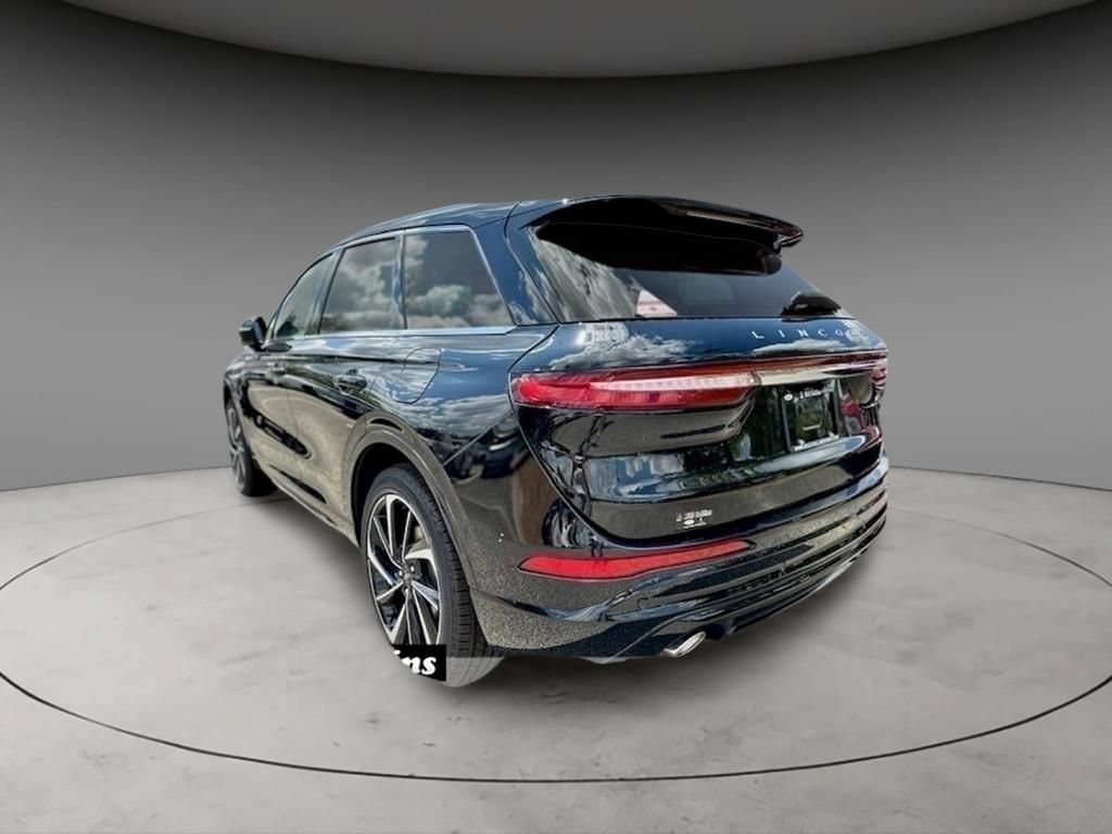 New 2024 Lincoln Corsair Grand Touring w/ Equipment Group 302A AWD/4WD image 8