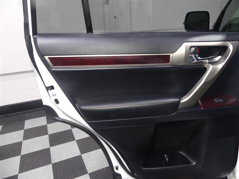 Used 2018 Lexus GX 460 Premium image 26