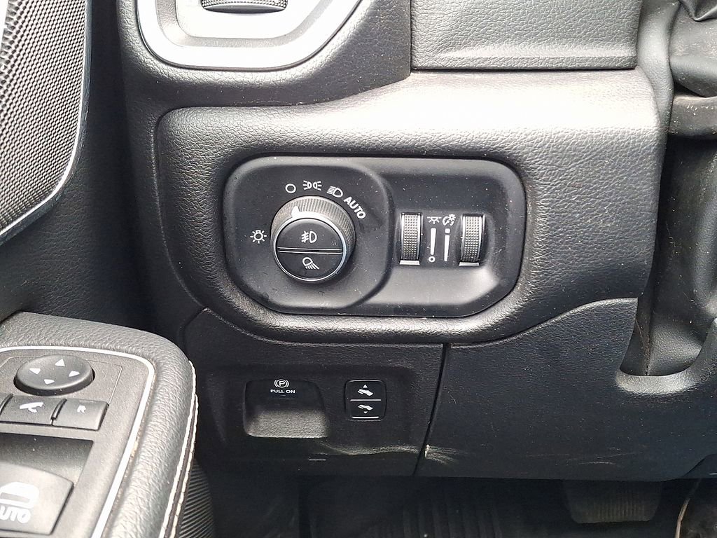 Used 2023 RAM 1500 Laramie image 28