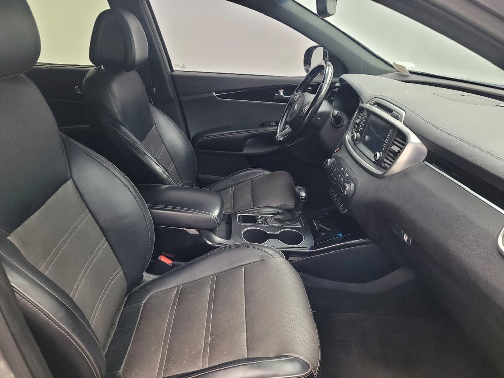 Used 2016 Kia Sorento SX image 21