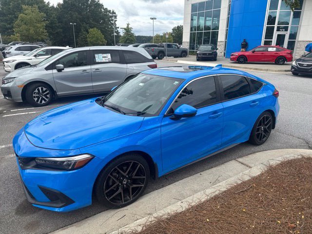 Used 2022 Honda Civic Sport Touring image 2