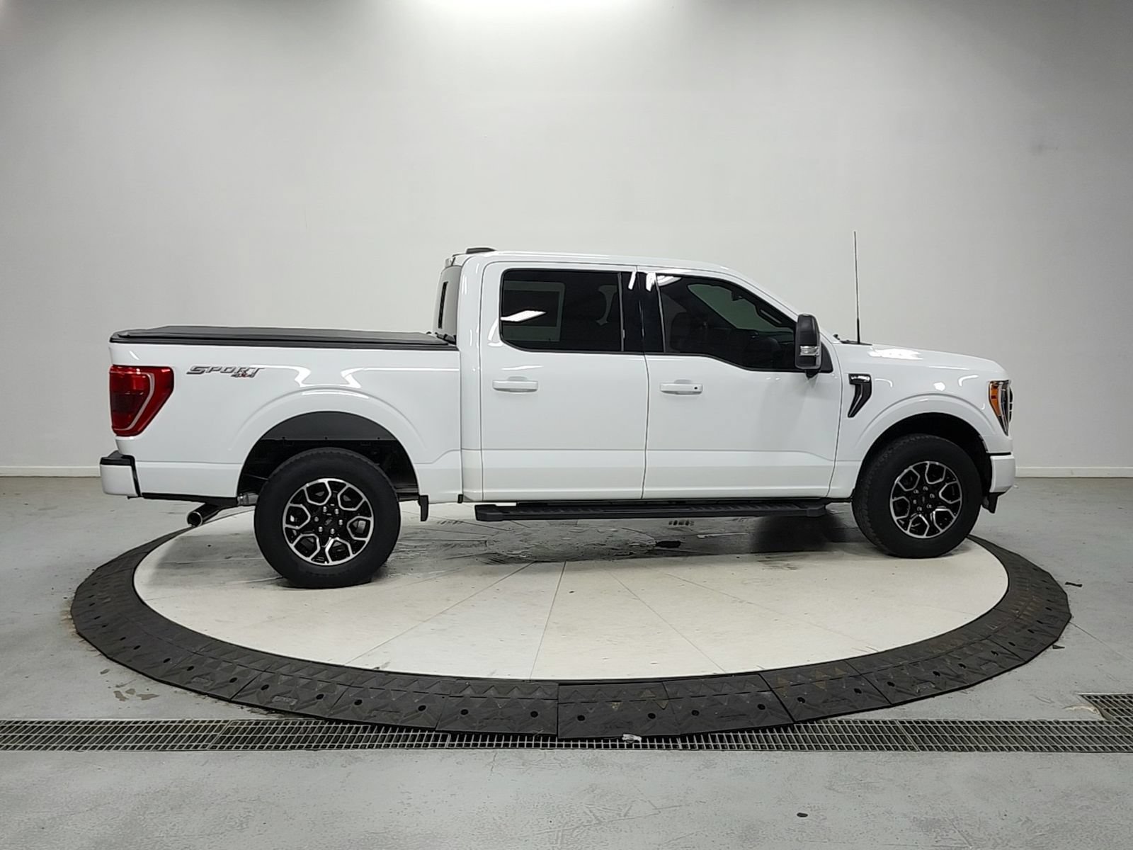 Used 2023 Ford F150 XLT w/ Equipment Group 302A High AWD/4WD image 9