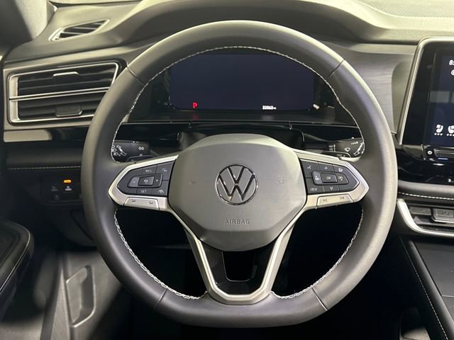 Used 2024 Volkswagen Atlas Cross Sport SE image 23