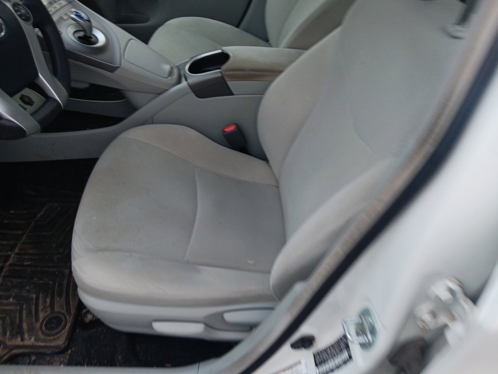 Used 2014 Toyota Prius Two image 16