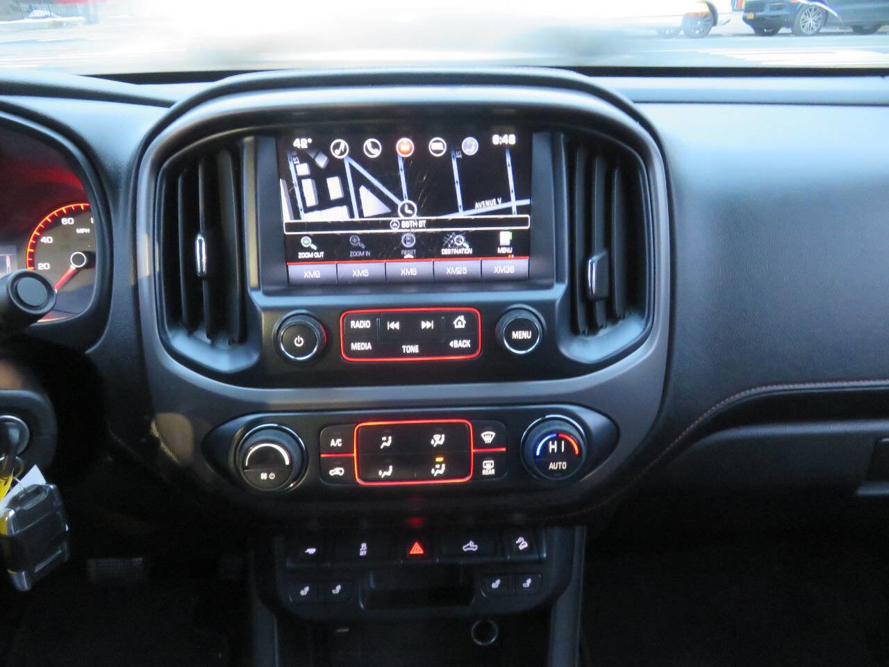 Used 2016 GMC Canyon SLE w/ All Terrain Package AWD/4WD image 19