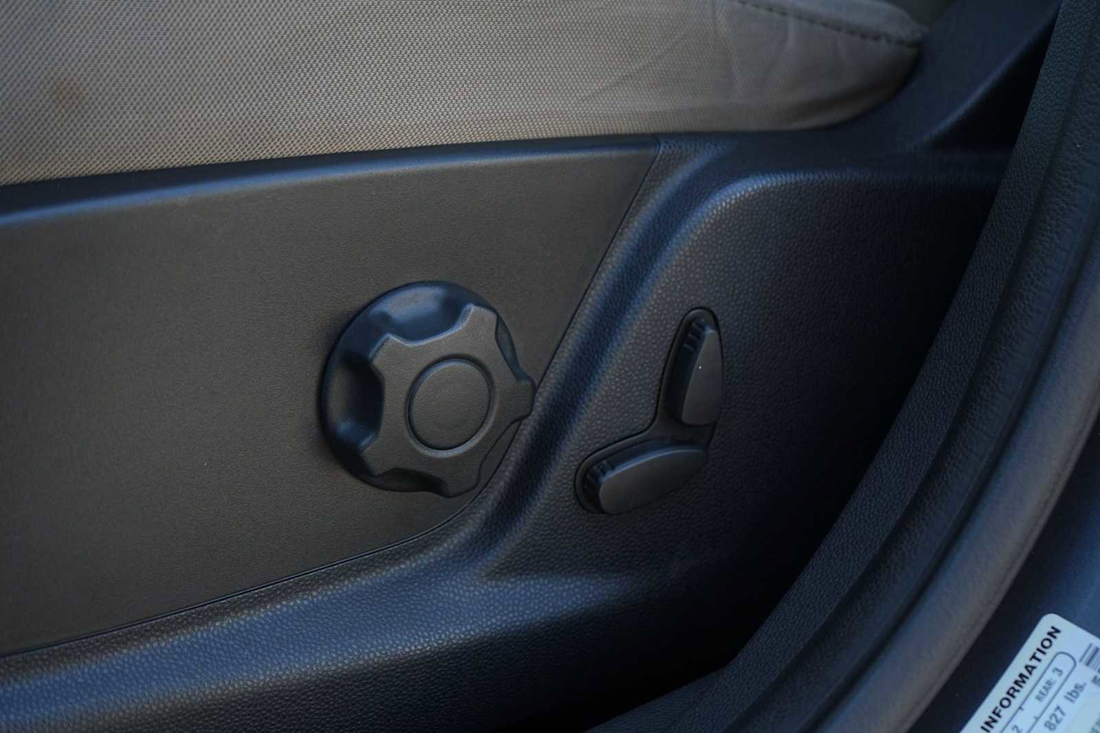 Used 2019 Ford EcoSport SE image 12