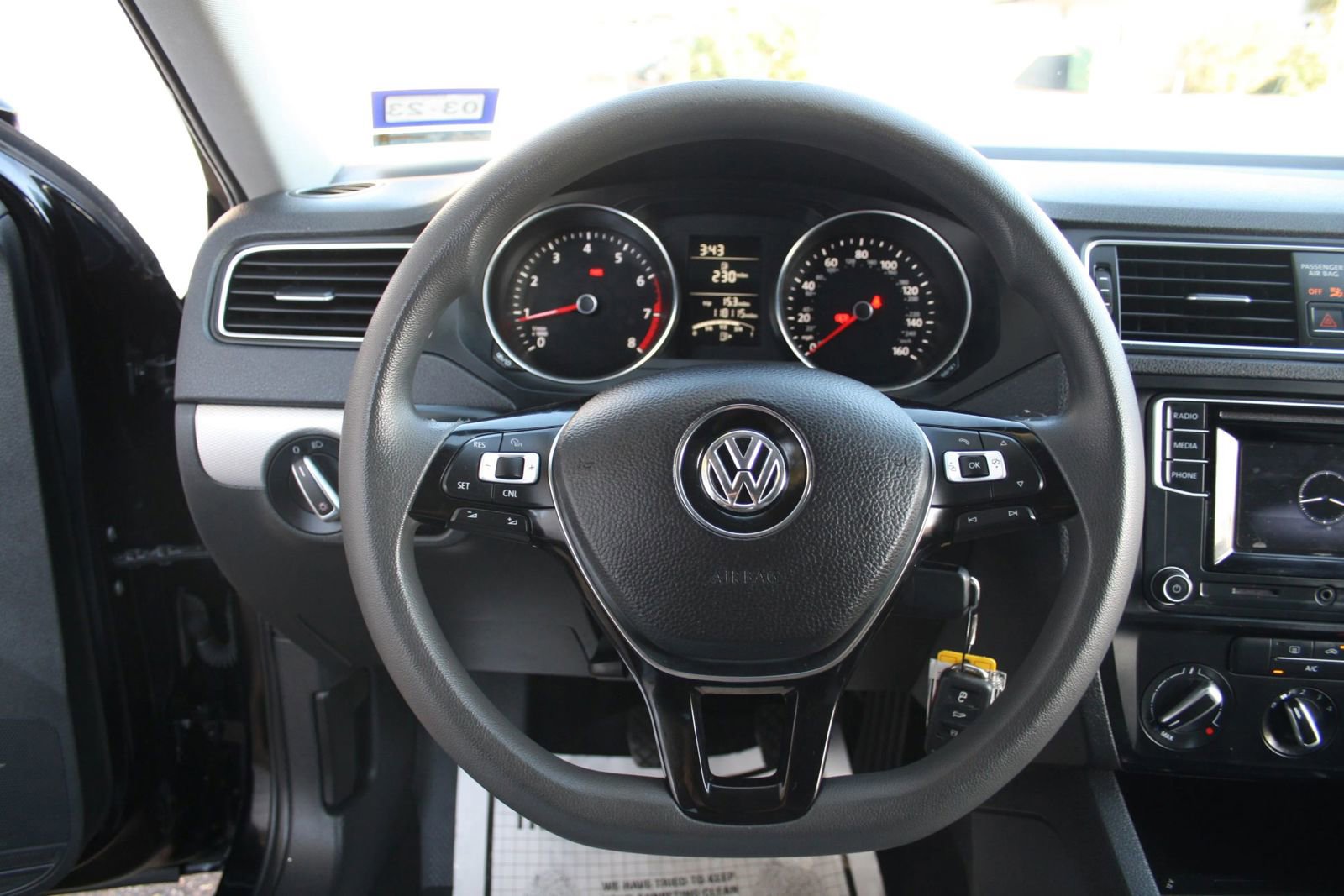 Used 2017 Volkswagen Jetta S image 17