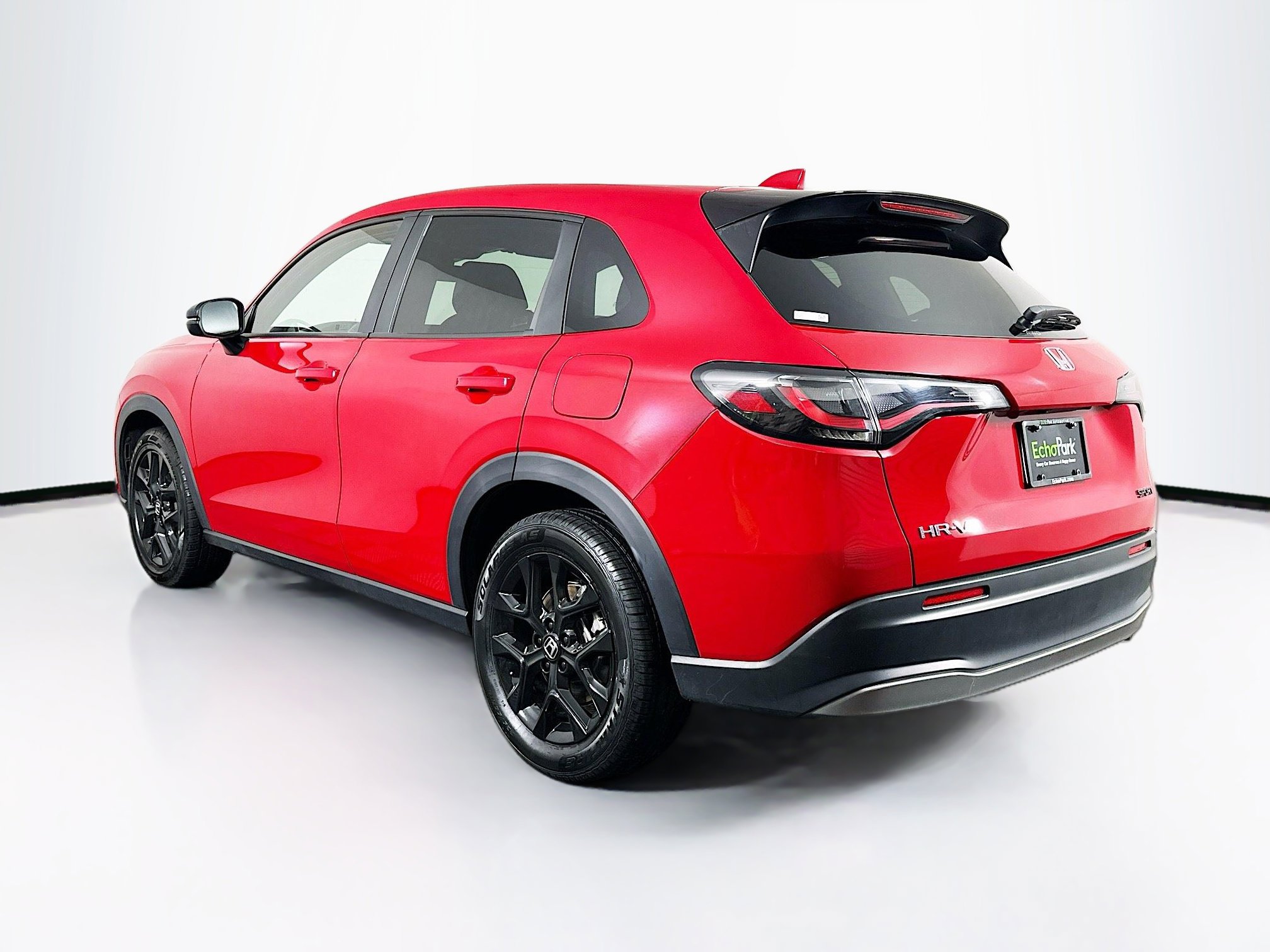 Used 2025 Honda HR-V Sport image 5