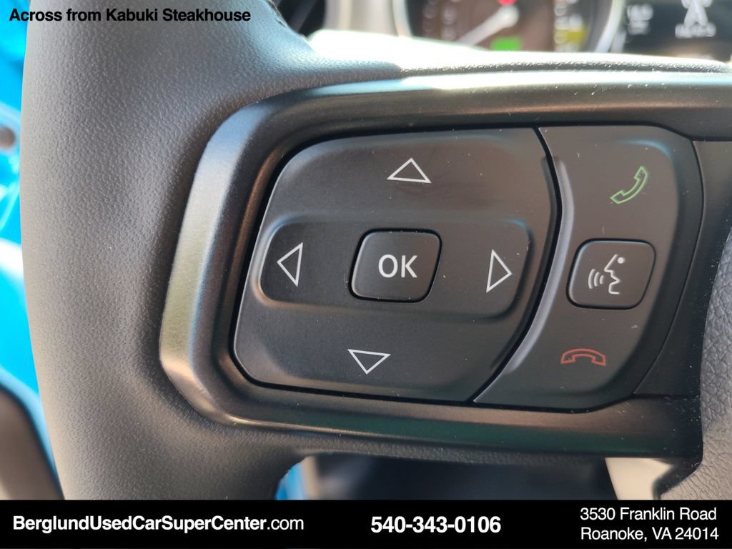 Used 2023 Jeep Wrangler Unlimited w/ Cold Weather Group AWD/4WD image 25