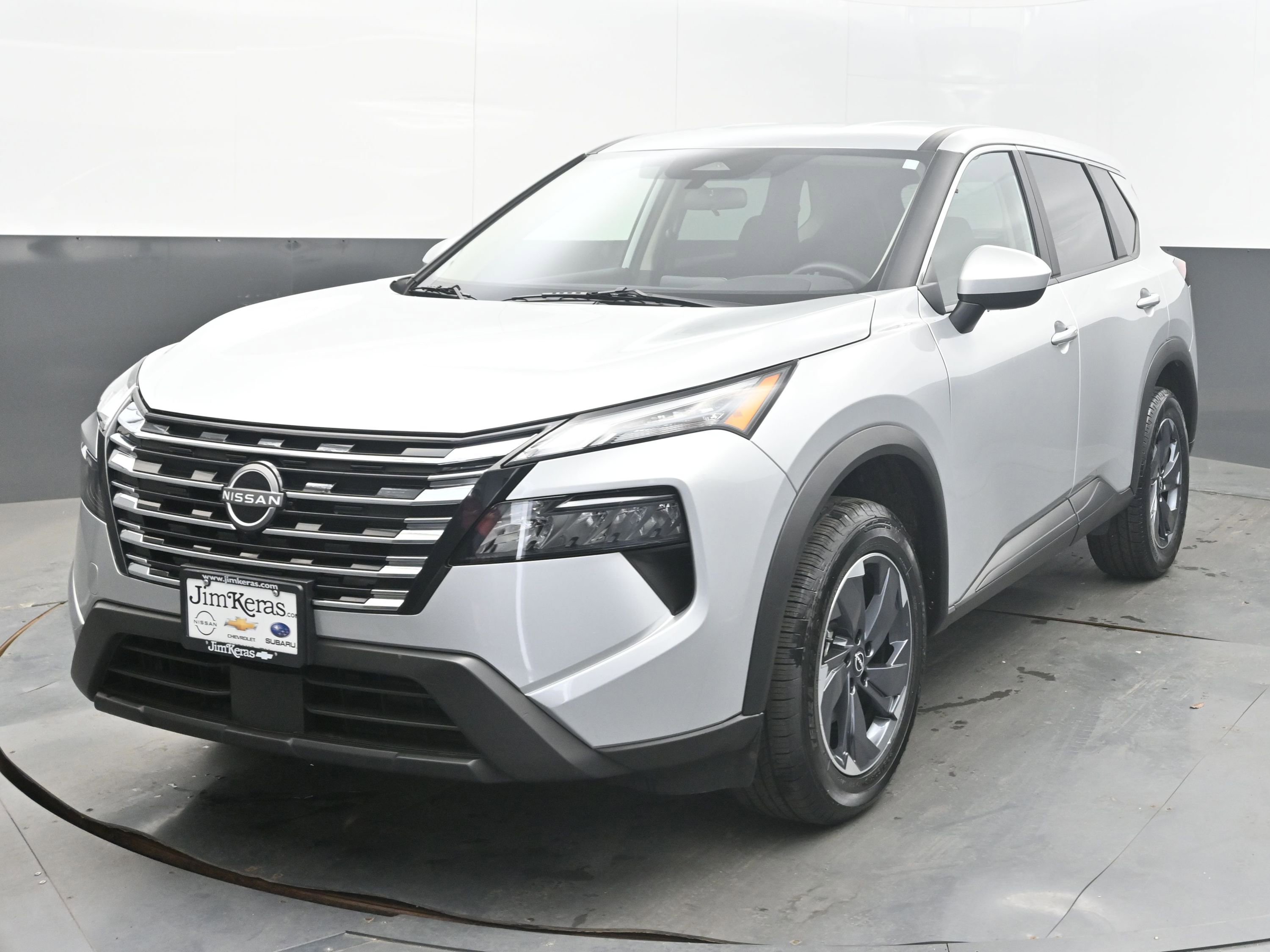 Used 2025 Nissan Rogue SV image 4