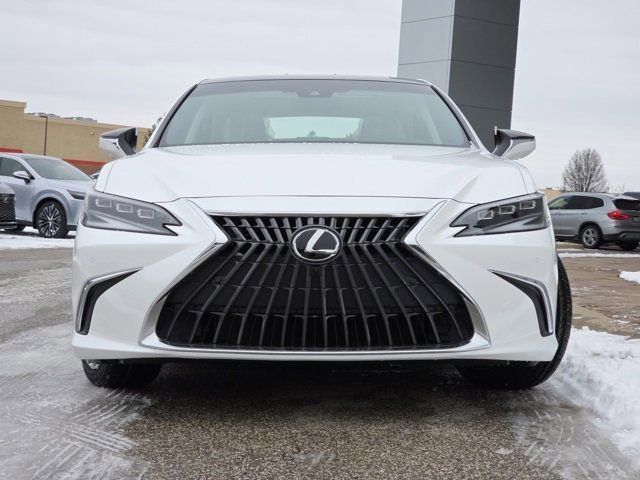 New 2025 Lexus ES 350 Ultra Luxury image 3