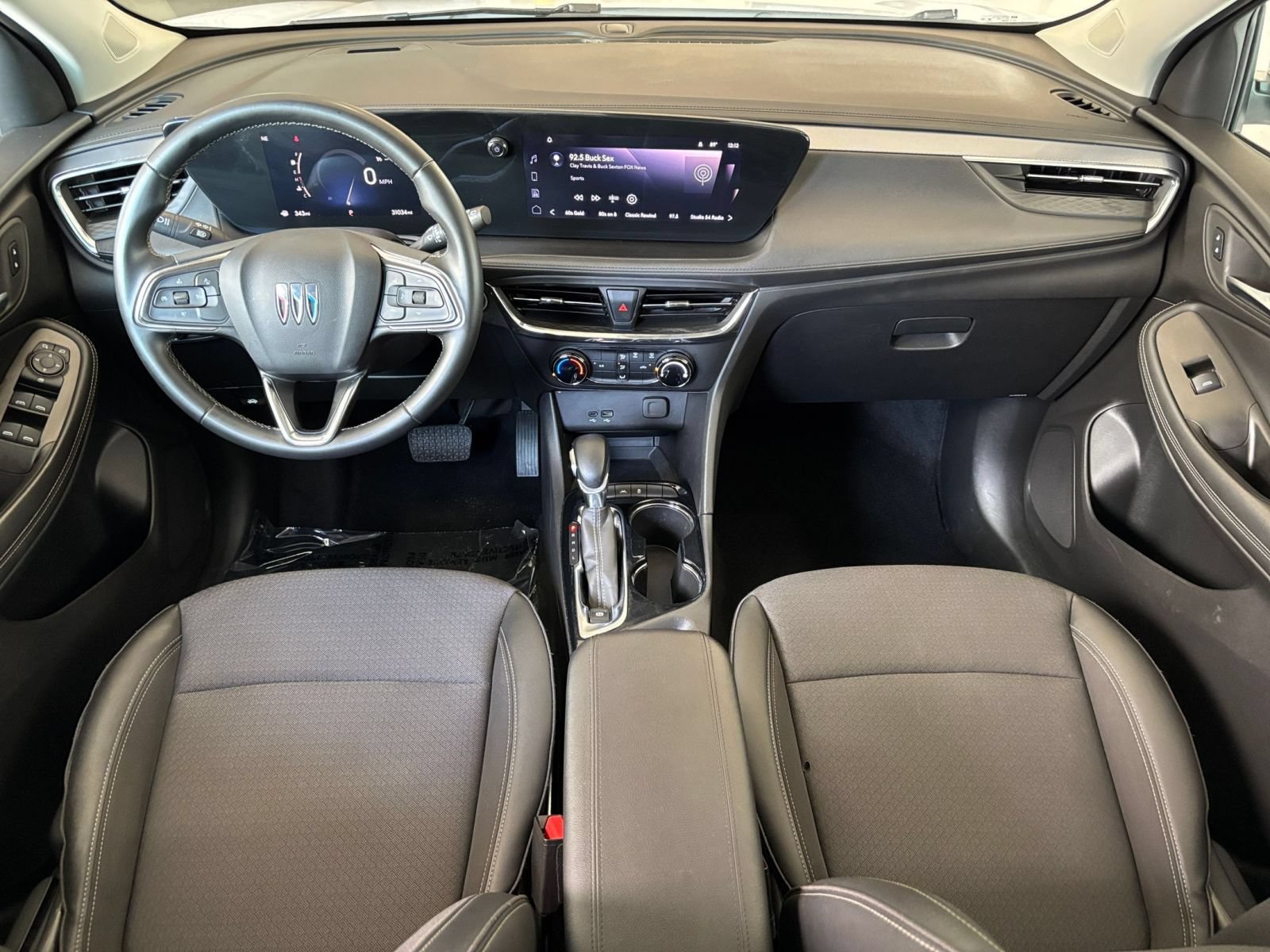 Used 2025 Buick Encore GX Preferred FWD image 33