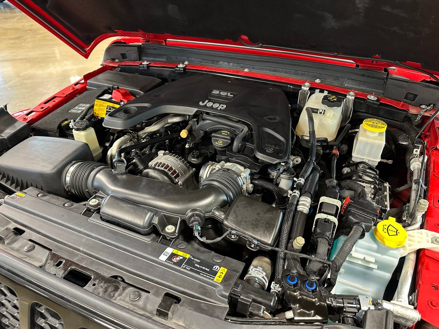 Used 2021 Jeep Gladiator Willys image 35