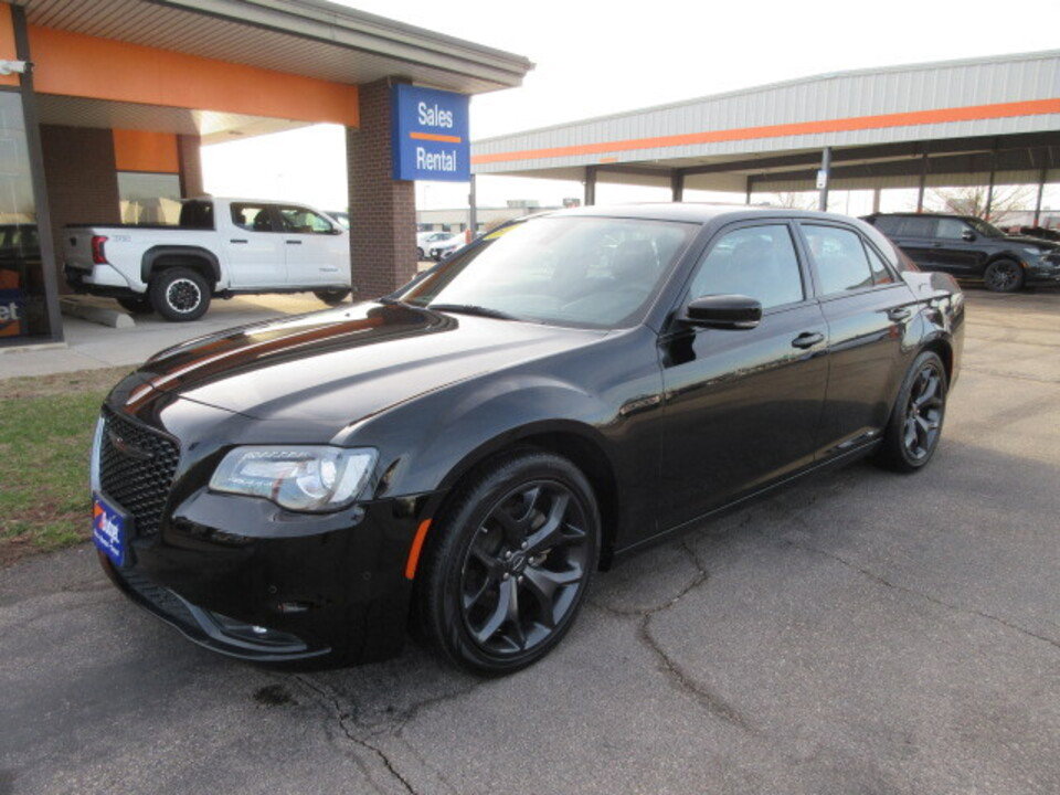 Used 2023 Chrysler 300 S w/ Comfort Group image 38