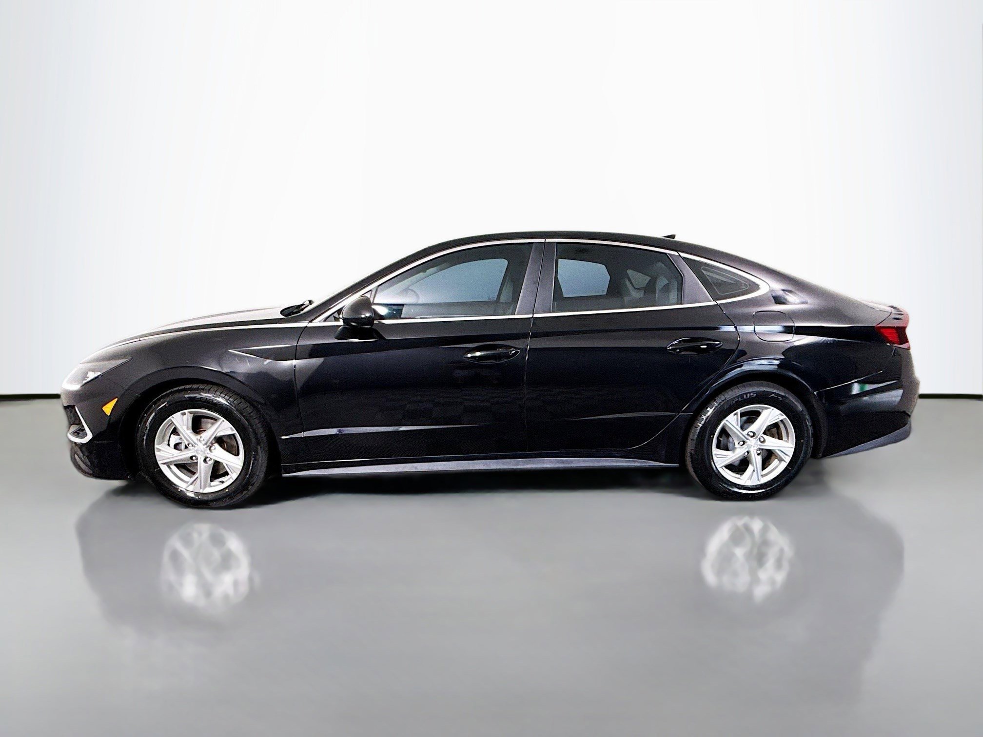 Used 2021 Hyundai Sonata SE FWD image 6