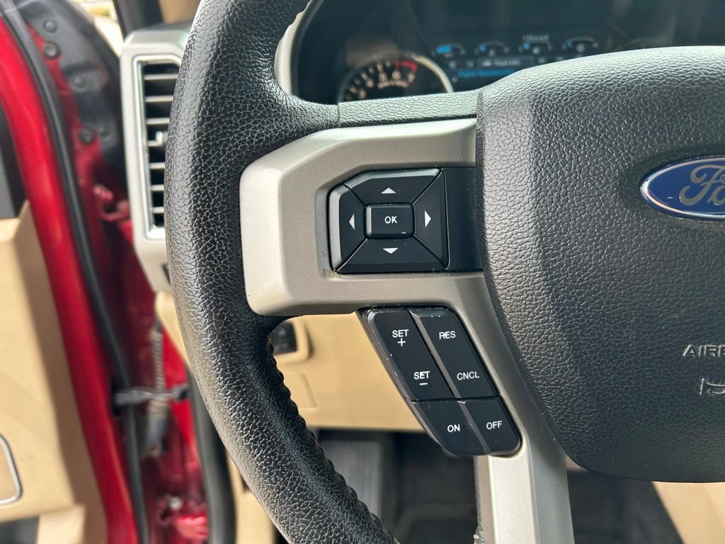 Used 2015 Ford F150 Lariat w/ Equipment Group 501A Mid AWD/4WD image 16