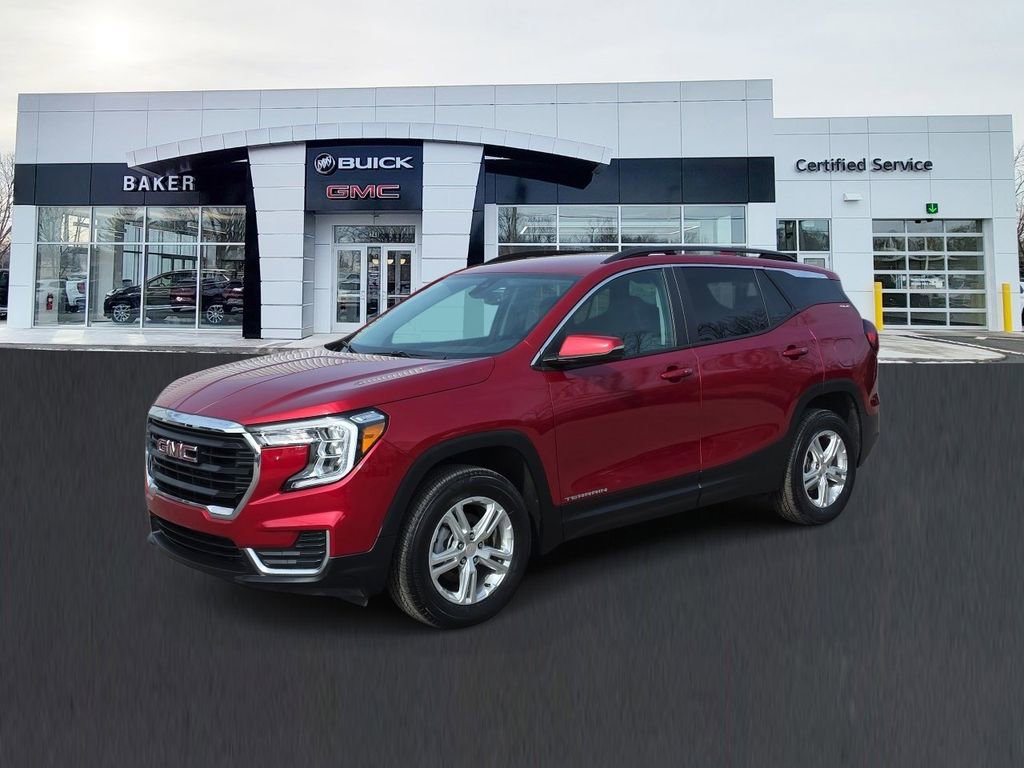 Used 2024 GMC Terrain SLE w/ Driver Convenience Package image 1