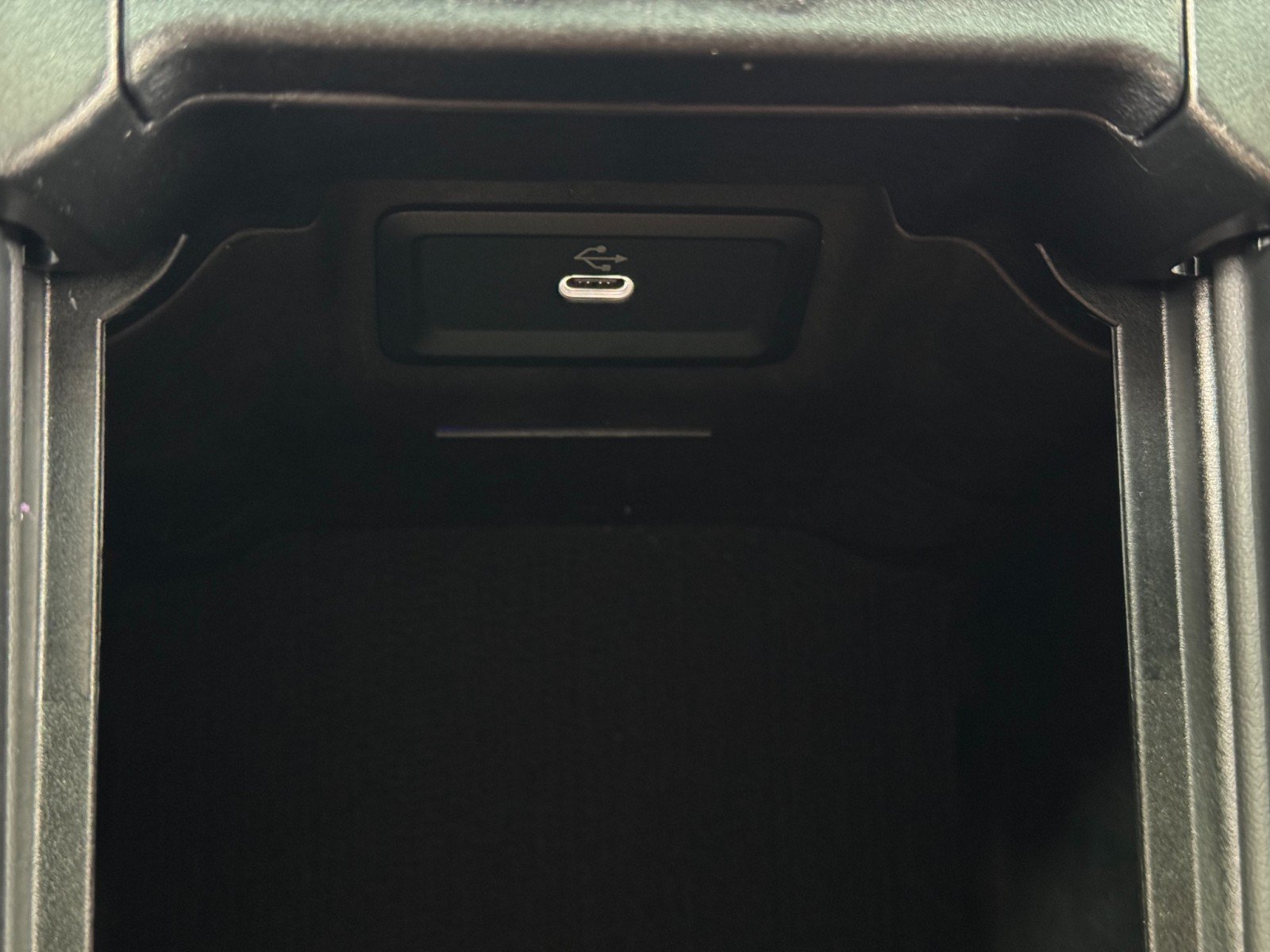 Used 2025 Mercedes-Benz GLC 63 AMG S image 39