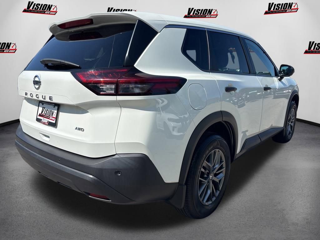 Used 2021 Nissan Rogue S AWD/4WD image 5