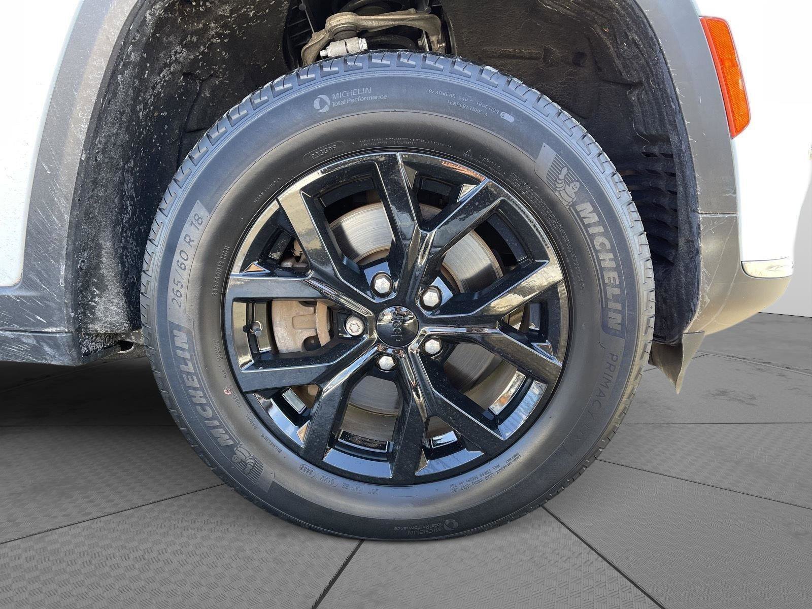 Used 2023 Jeep Grand Cherokee L Limited image 26