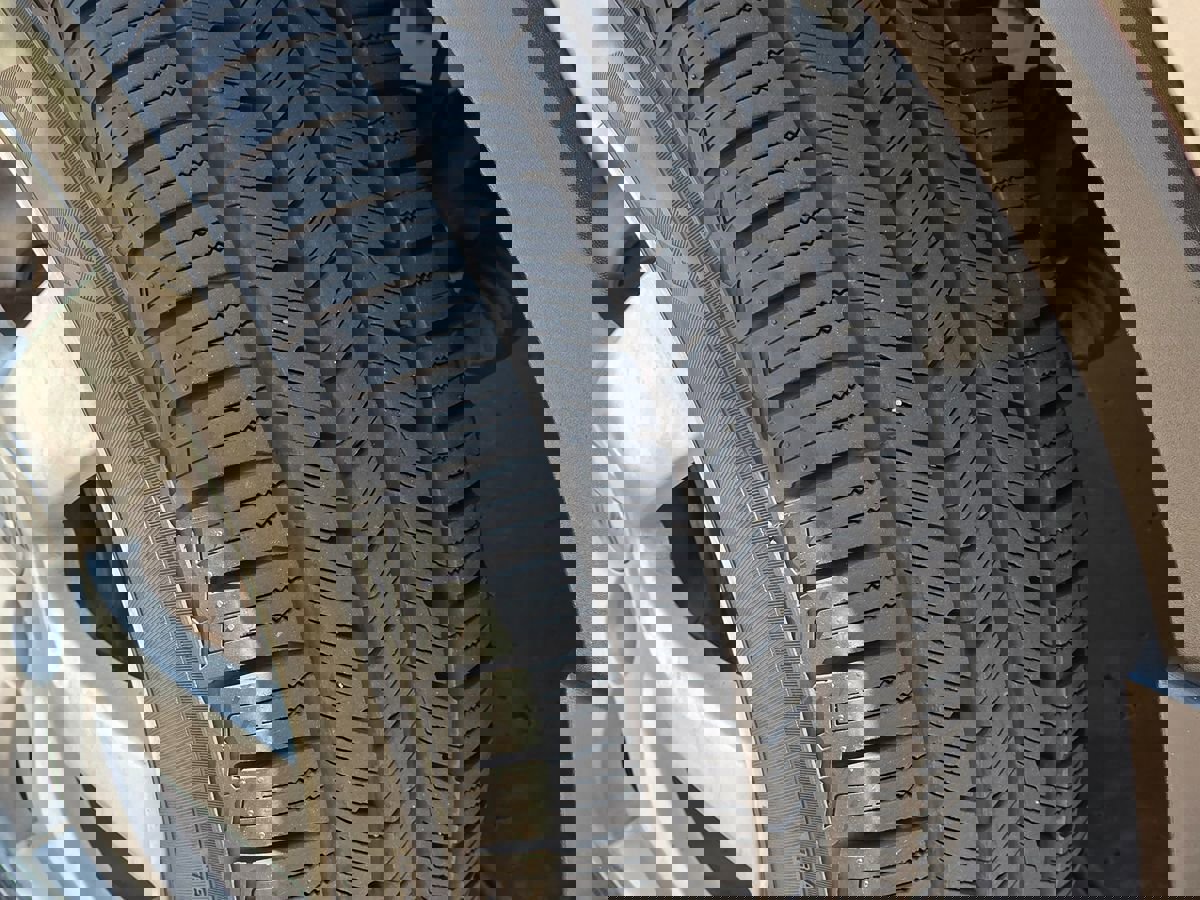 Used 2013 Kia Sorento LX w/ Third Row Pkg image 23