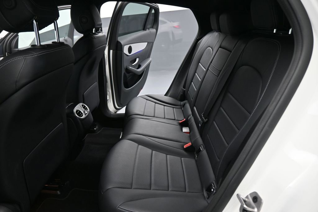Used 2023 Mercedes-Benz GLC 300 4MATIC Coupe image 19