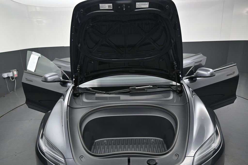 Used 2026 Tesla Model 3 Long Range RWD image 35