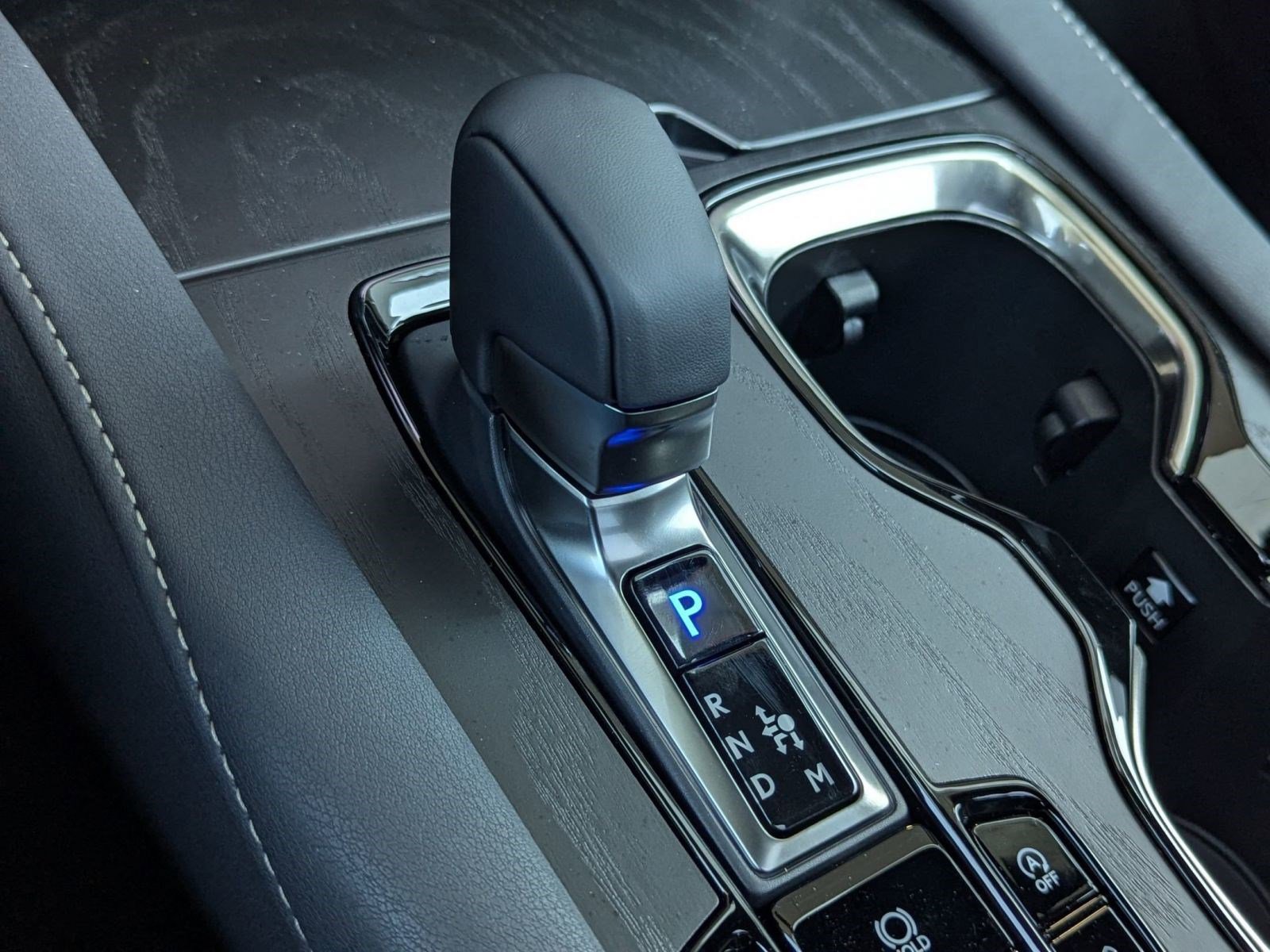 New 2025 Lexus RX 350 w/ Luxury Package image 15