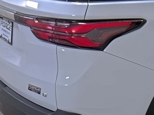 Used 2023 Chevrolet Traverse LT w/ LT Premium Package AWD/4WD image 13