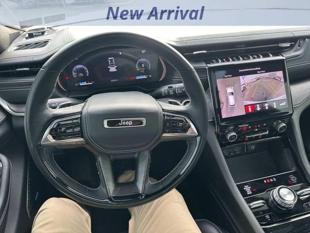 Used 2022 Jeep Grand Cherokee Overland w/ Adv Protech Group III image 12