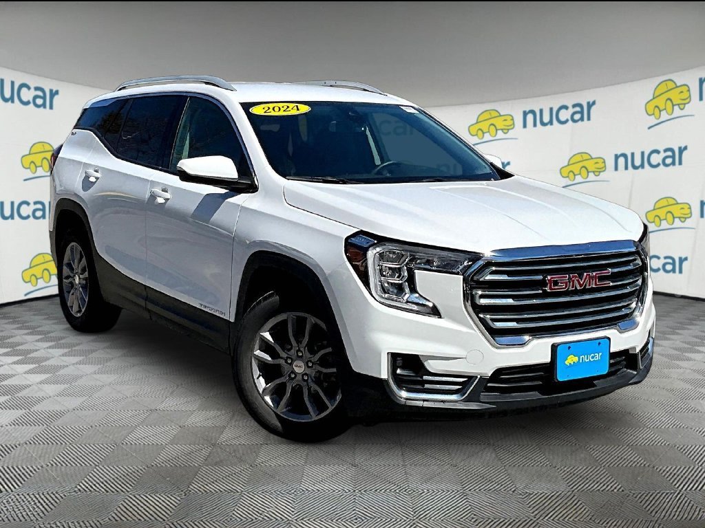 Used 2024 GMC Terrain SLT