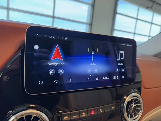 Used 2020 Mercedes-Benz Metris Passenger image 17