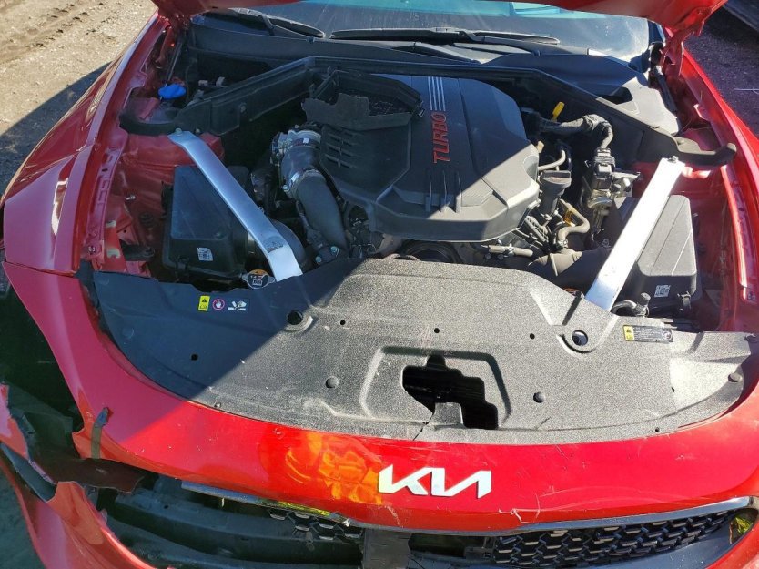 Used 2023 Kia Stinger GT2 image 9