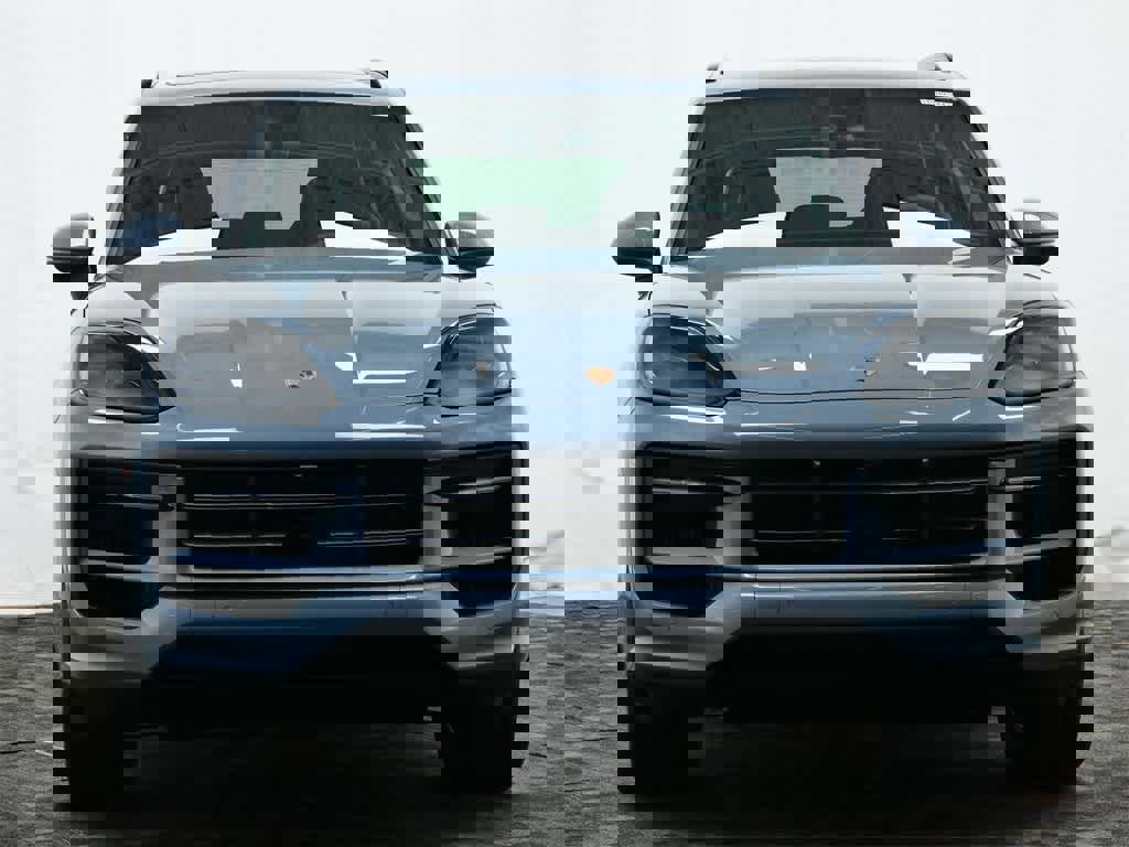 New 2025 Porsche Cayenne image 10