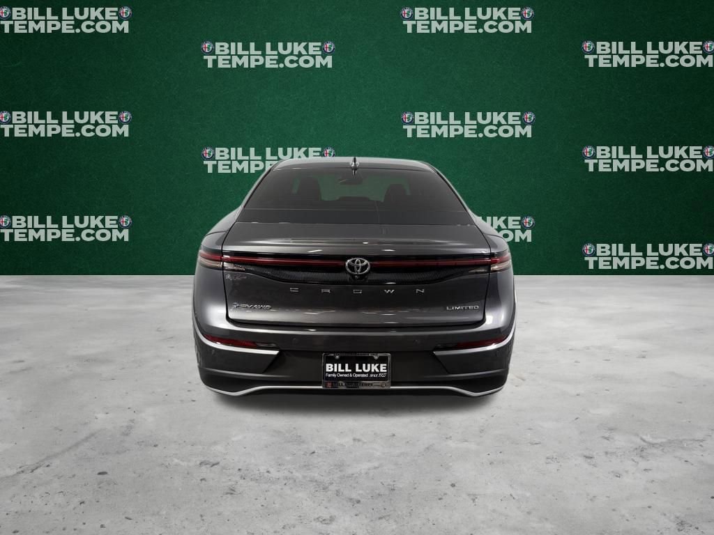 Used 2024 Toyota Crown Limited image 7