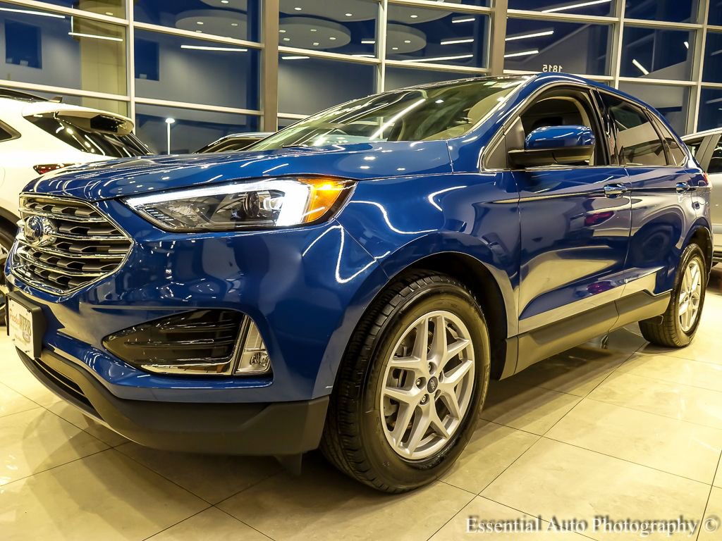 Used 2022 Ford Edge SEL w/ Convenience Package image 2
