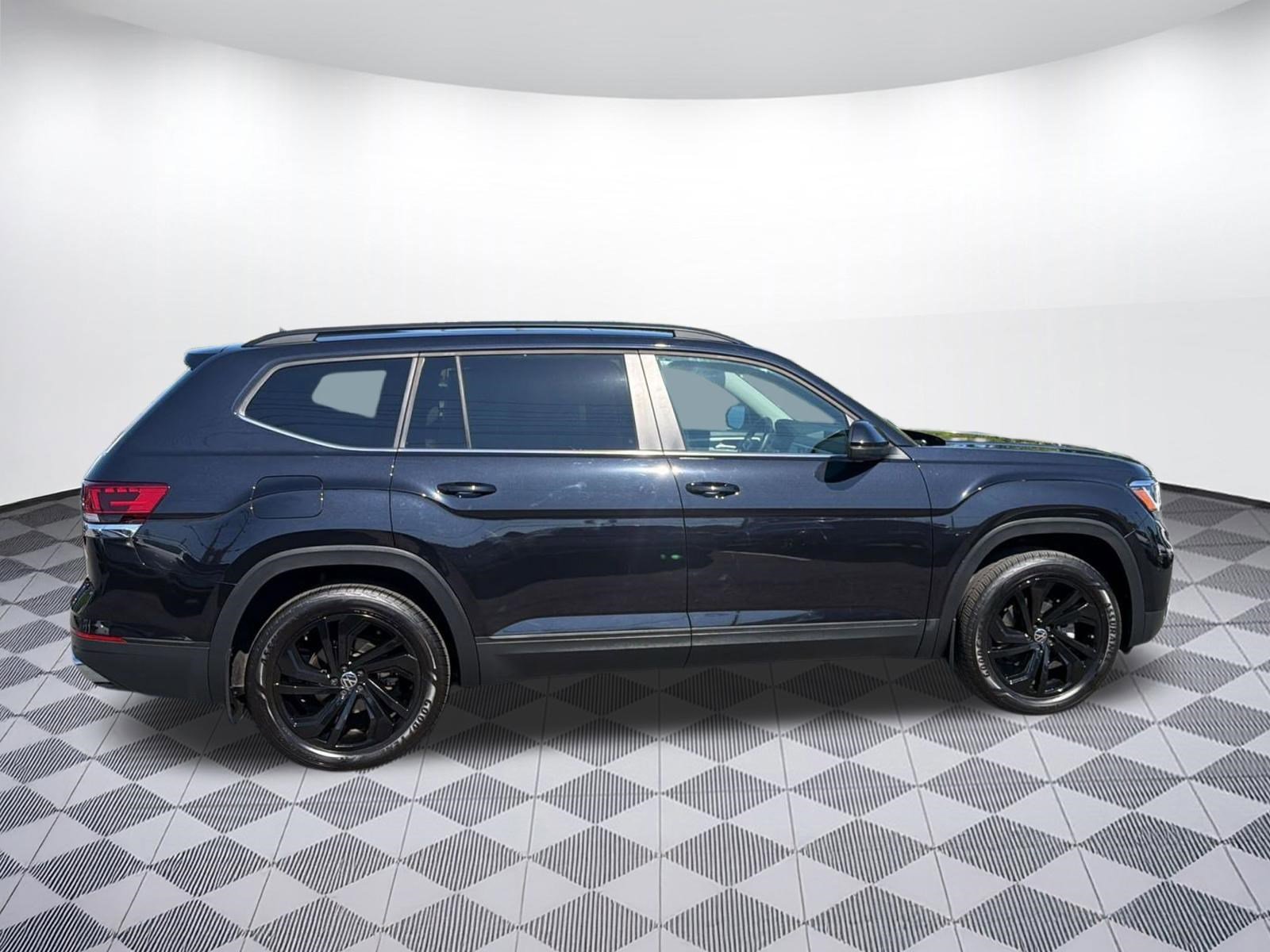Used 2022 Volkswagen Atlas SE AWD/4WD image 8