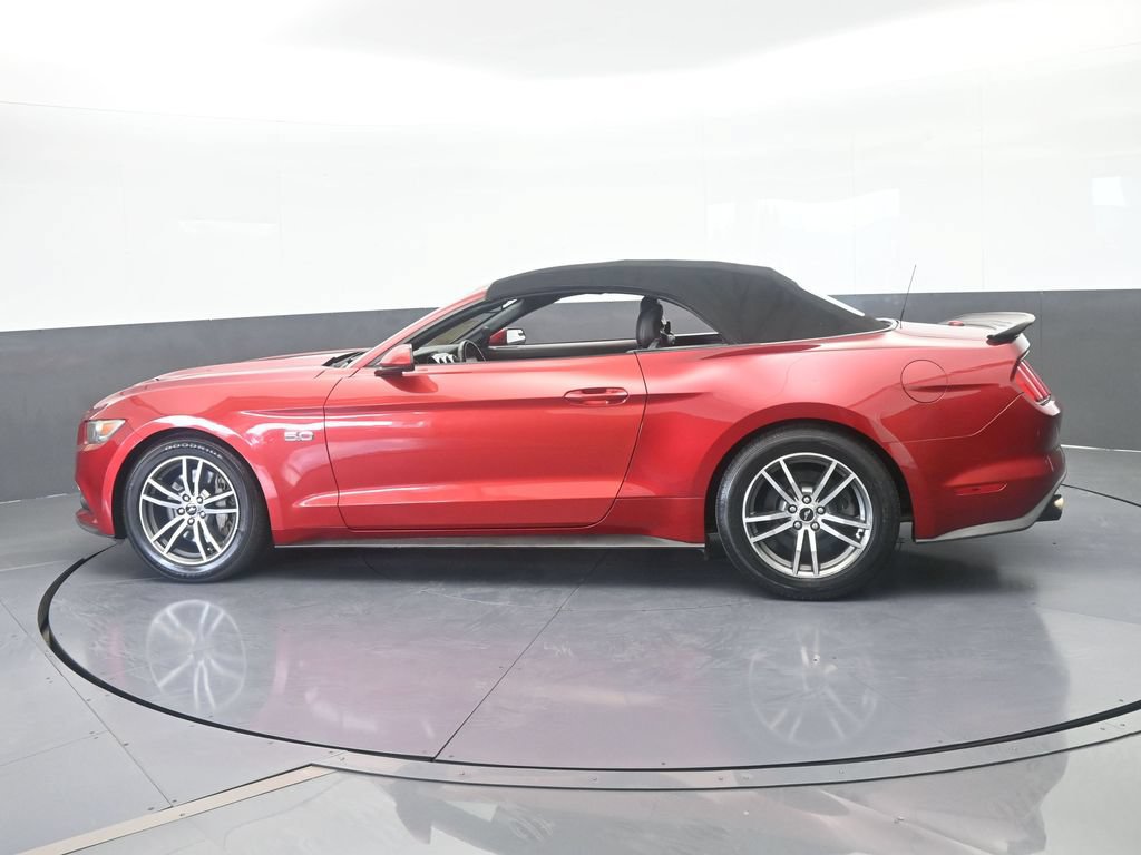 Used 2016 Ford Mustang GT Premium RWD image 3
