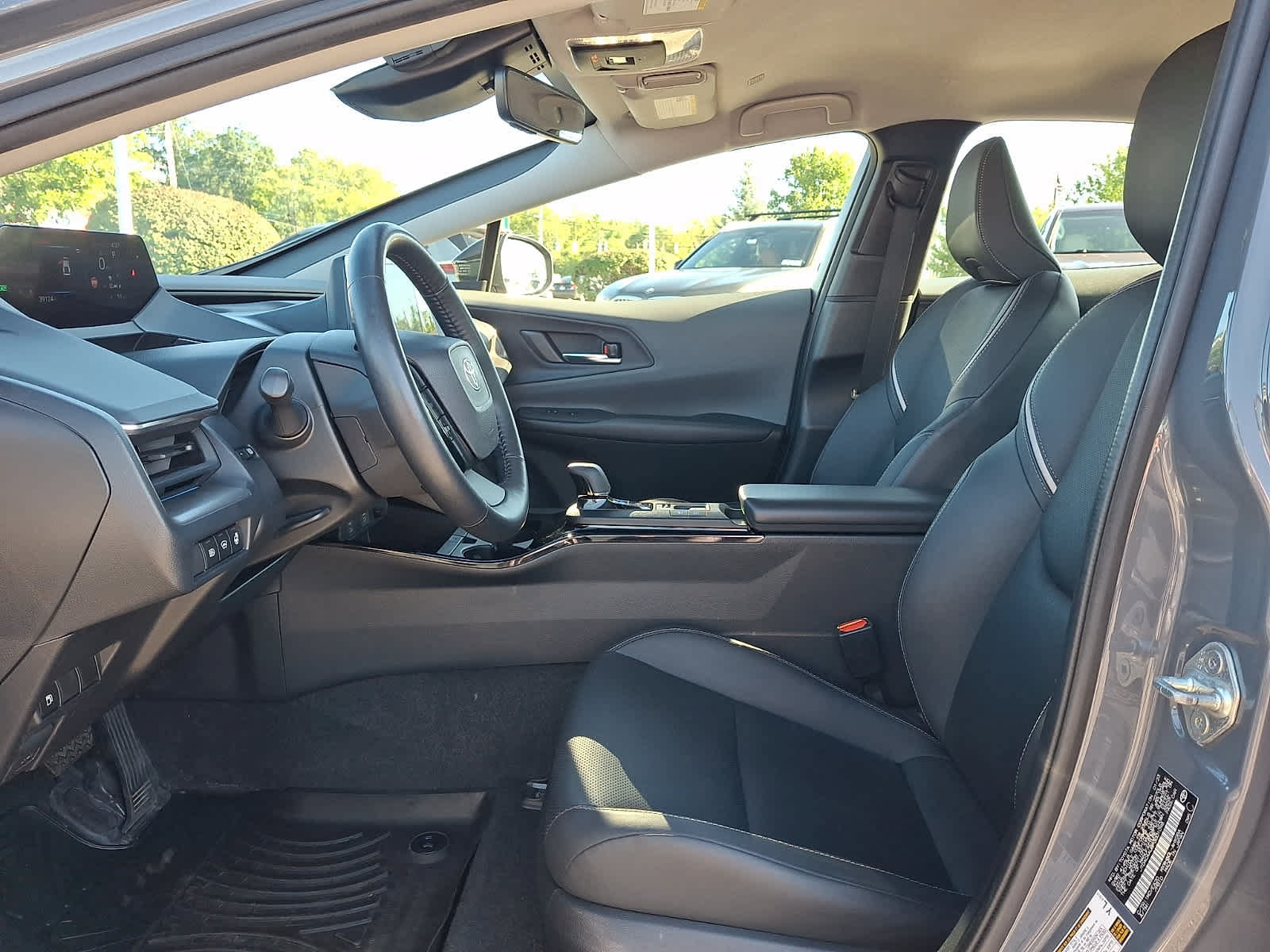 Certified 2023 Toyota Prius XLE FWD image 16